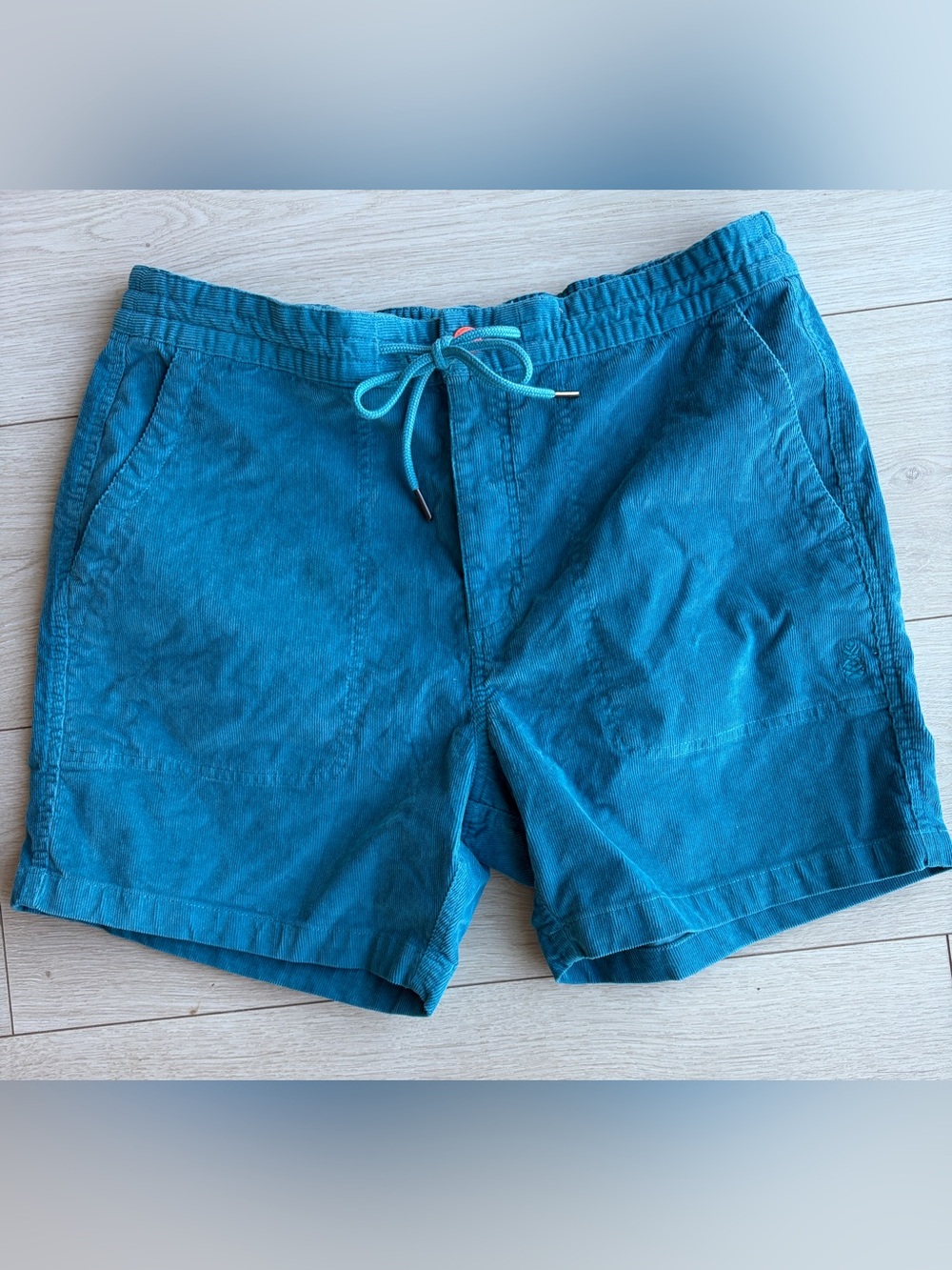 Men's Blue Corduroy Shorts size Medium